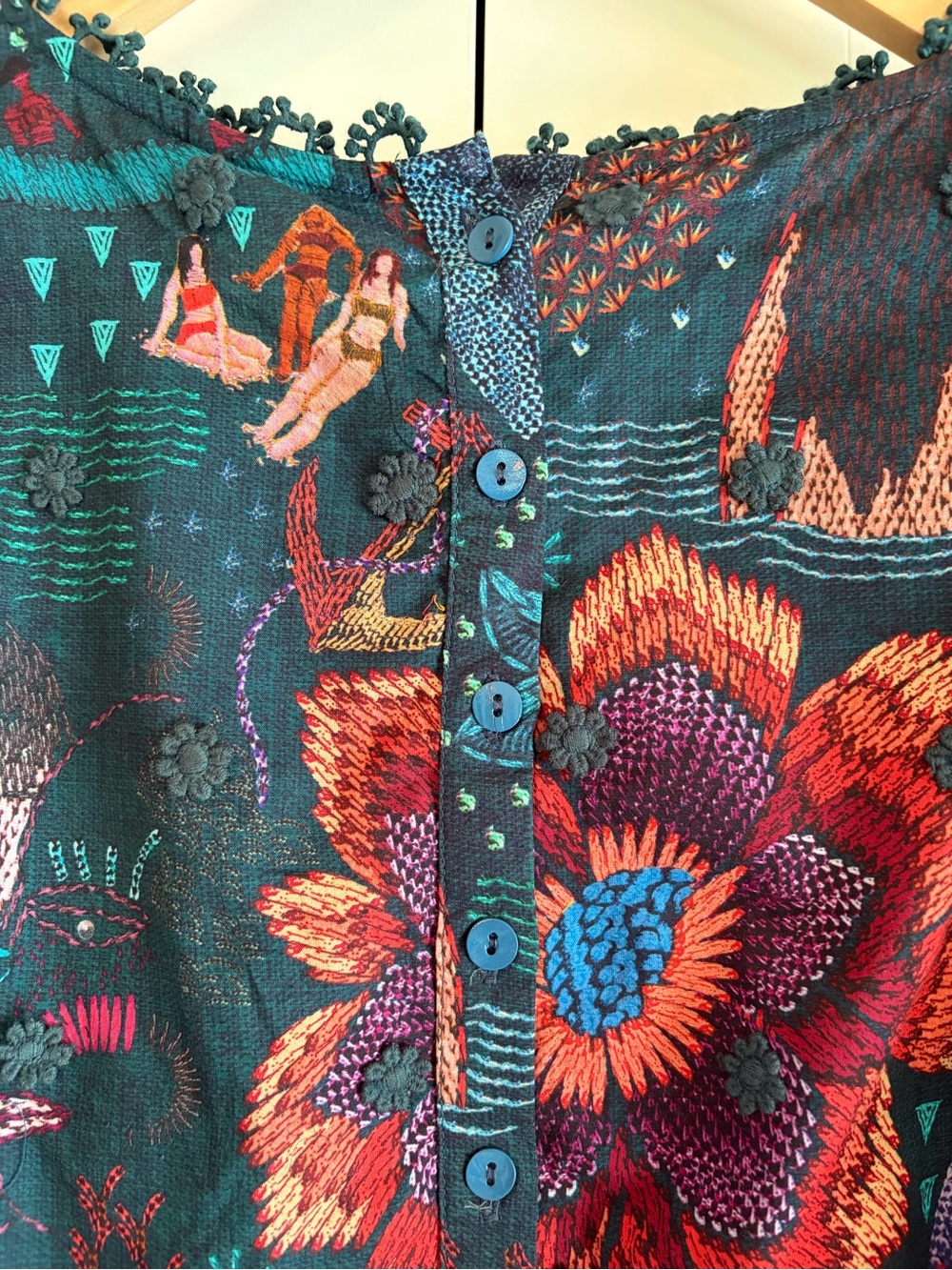 Farm Rio NWT Teal River Creatures Puff Sleeve Blouse Floral Embroidered Size S - Picture 8 of 15